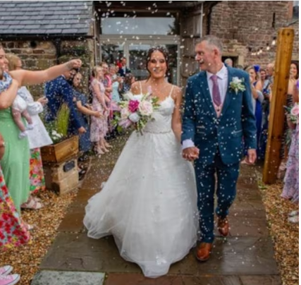 Biodegradable Wedding Confetti -  Navy Blue and Gold