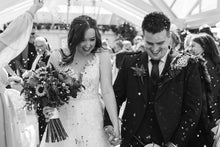 Load image into Gallery viewer, Biodegradable Wedding Confetti - Burgundy